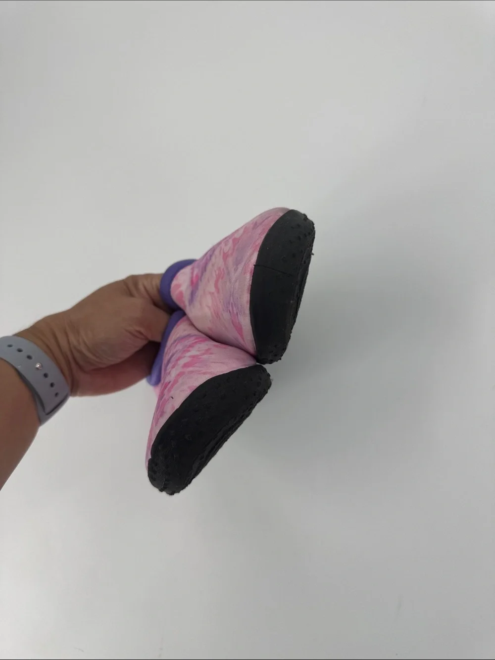 TOMMY BAHAMA Girls Pink & Purple Tie-Dye Slip-On Water Shoes Size 2/3 EUC
